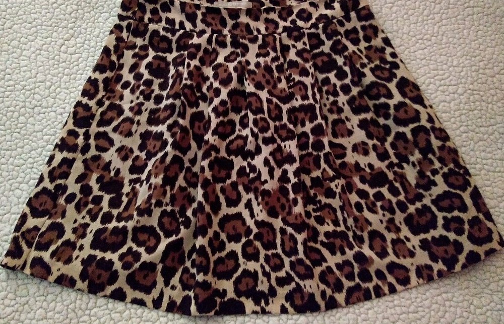 BANANA REPUBLIC LEOPARD PRINT SKIRT, NWOT~SIZE 4P